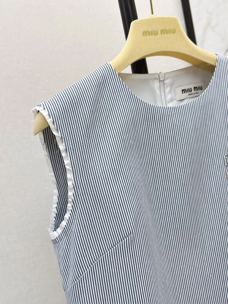 Miu Miu Dress Casual 149159