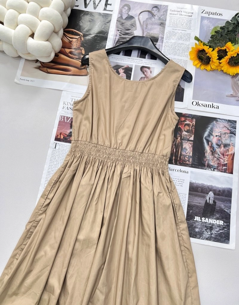 Comfortable Miu Miu Dress 149067