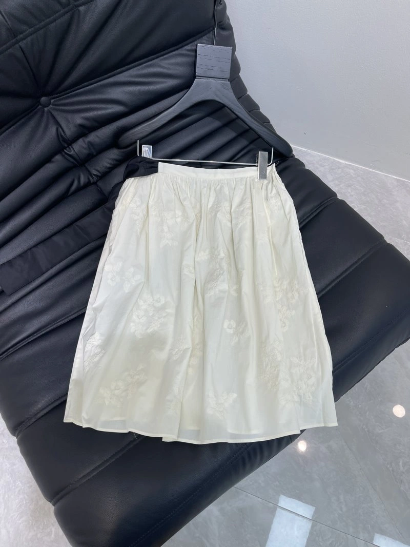 Trendsetting Miu Miu Dress 149048