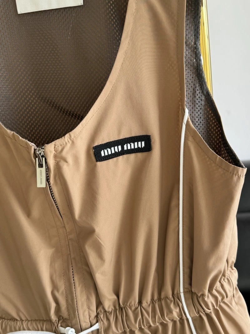 Miu Miu Dress Modern 149019