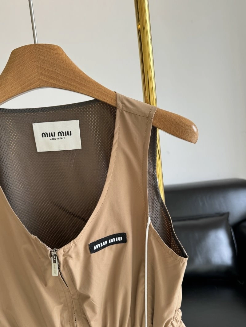 Miu Miu Dress Modern 149019