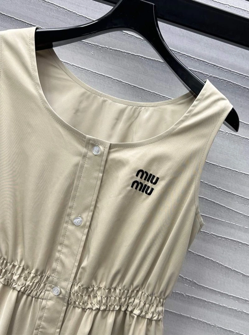 Refined Miu Miu Dress 149002