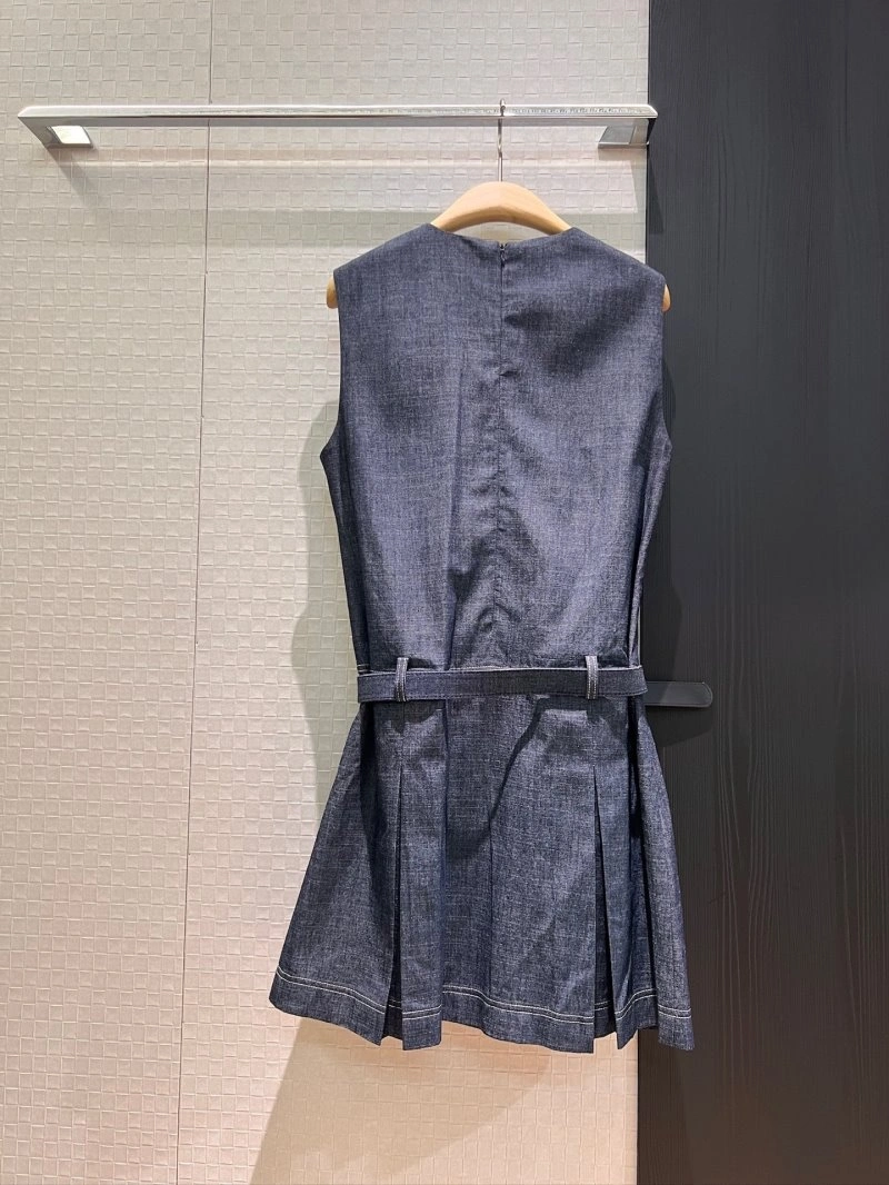 Fashionable Miu Miu Dress 154538