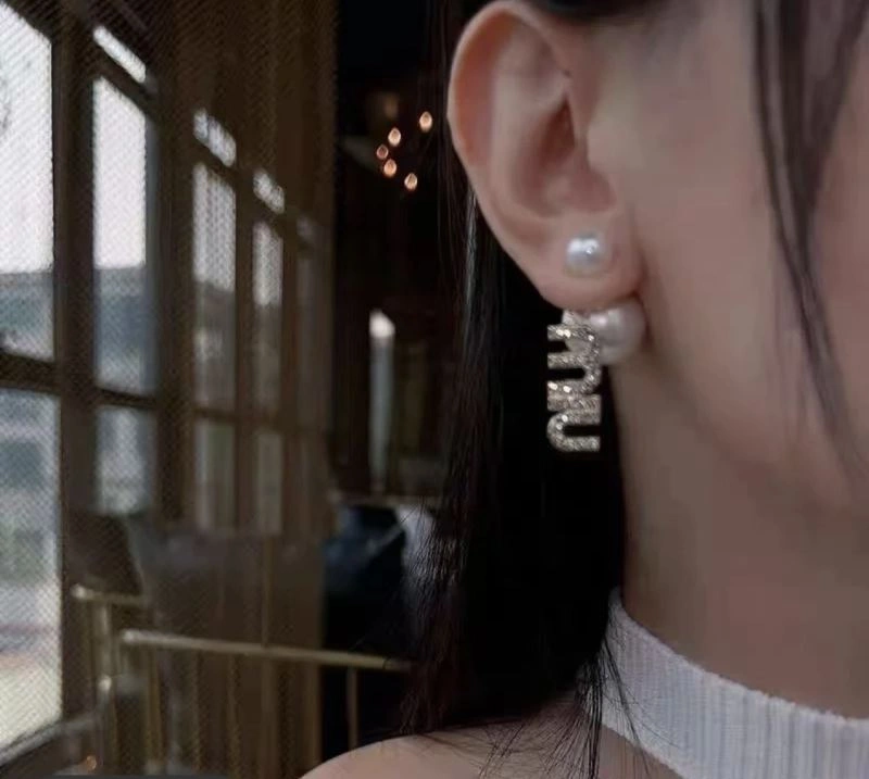 Lightweight Miu Miu Earrings 213867