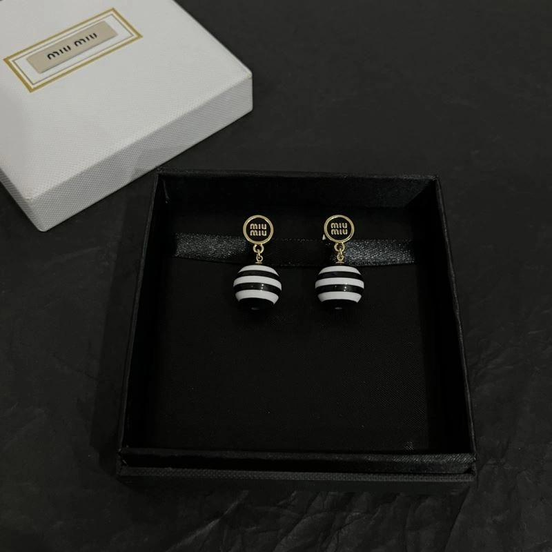 OnTrend Miu Miu Earrings 213855