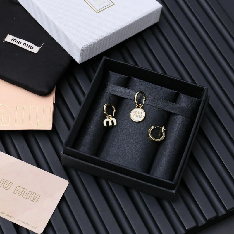 Miu Miu Earrings Attractive 213461
