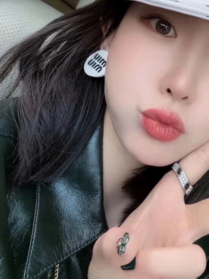 Miu Miu Earrings EyeCatching 213447
