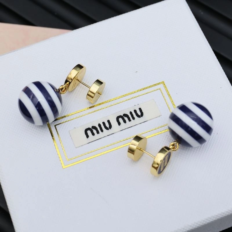 Miu Miu Earrings Comfortable 213416