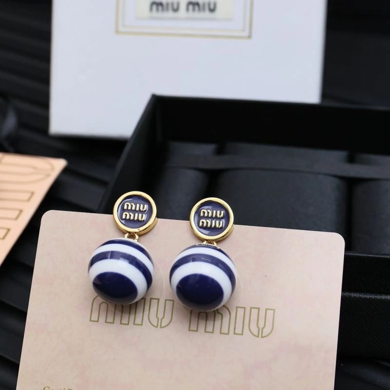Miu Miu Earrings Comfortable 213416