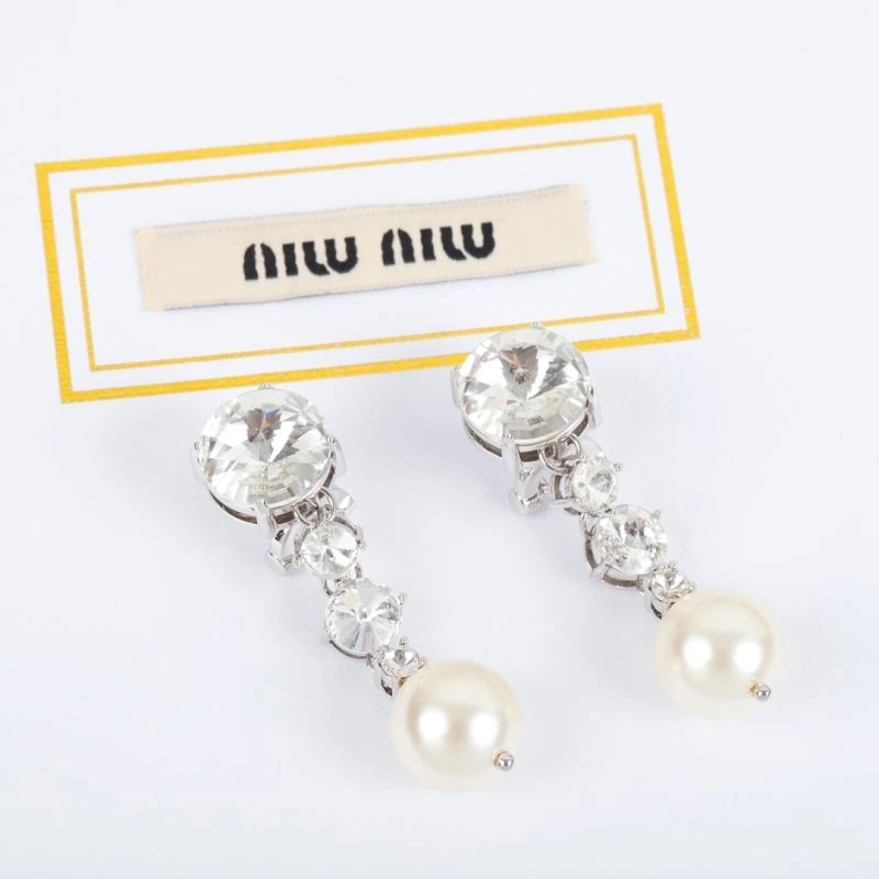 Miu Miu Earrings Durable 214513
