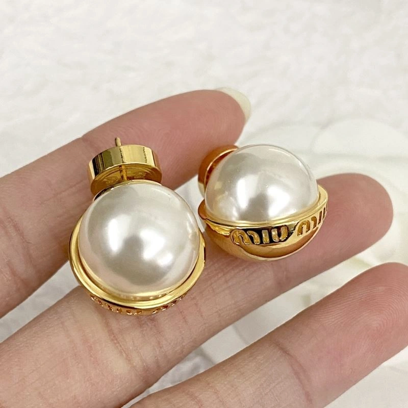 Lightweight Miu Miu Earrings 214168