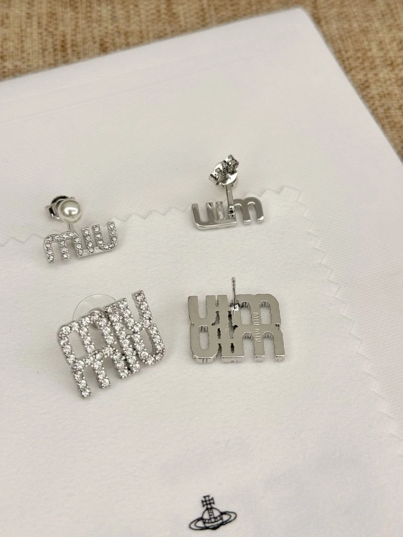 Miu Miu Earrings Flexible 214179