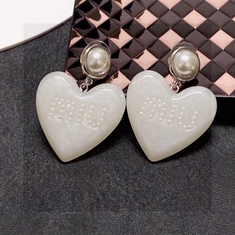 Miu Miu Earrings Durable 212878