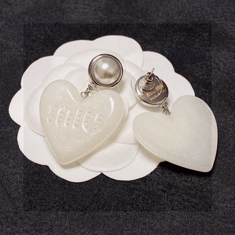 Miu Miu Earrings Durable 212878