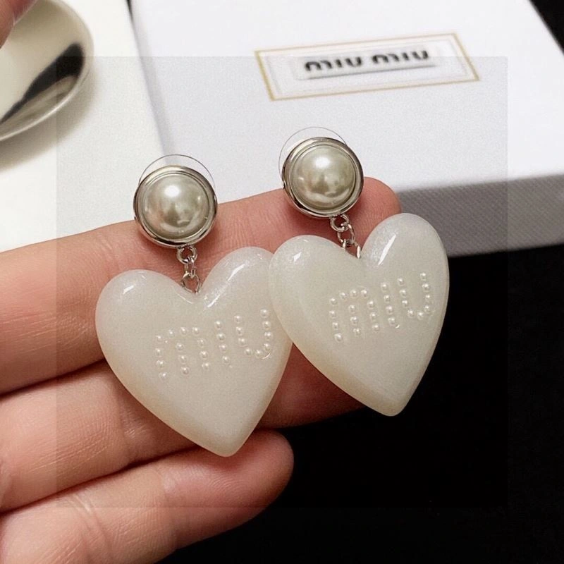Miu Miu Earrings Durable 212878
