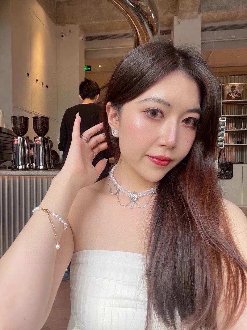 Sustainable Miu Miu Earrings 212569