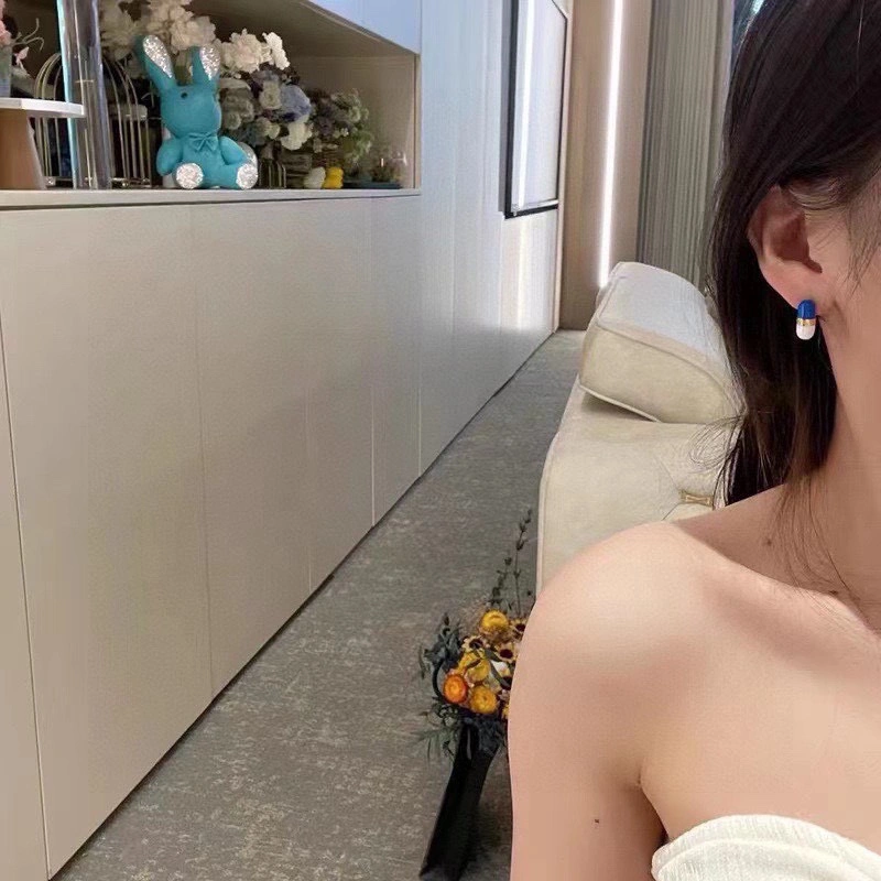 Fashionable Miu Miu Earrings 212560