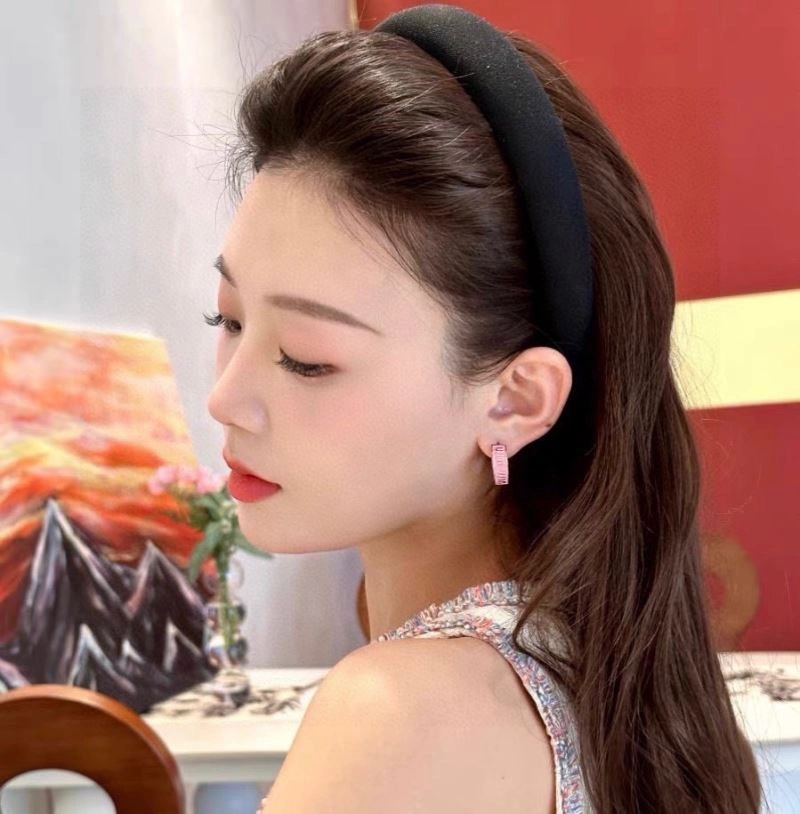 Miu Miu Earrings Unique 212551