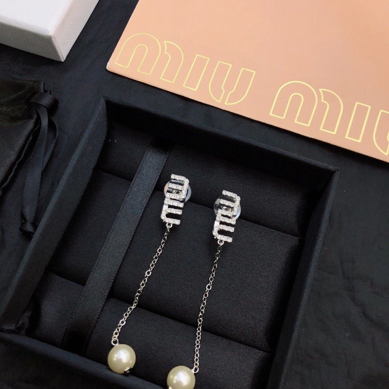 Miu Miu Earrings Neat 212539