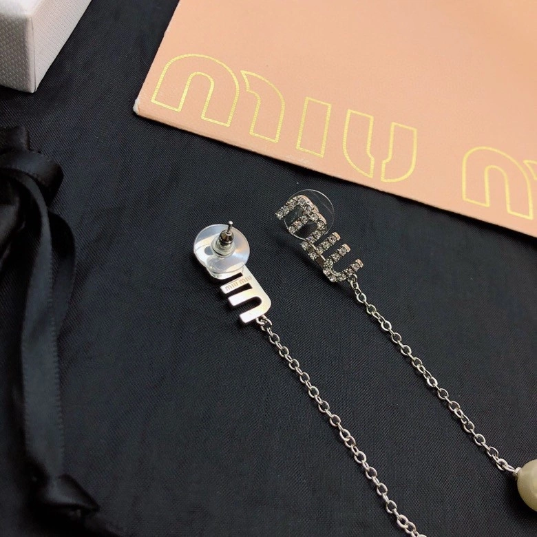 Miu Miu Earrings Neat 212539