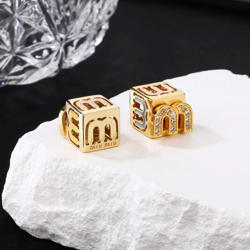 Miu Miu Earrings WeatherProof 211841