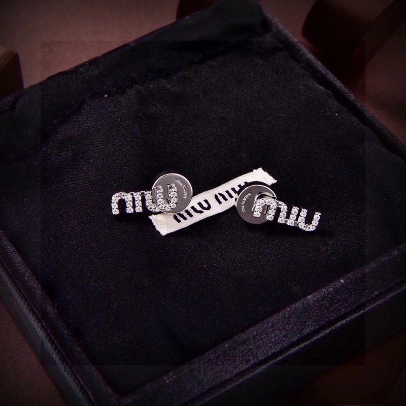 Miu Miu Earrings Packable 211131