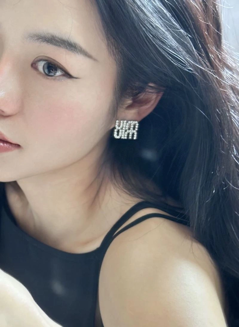 Miu Miu Earrings FreshLook 211137