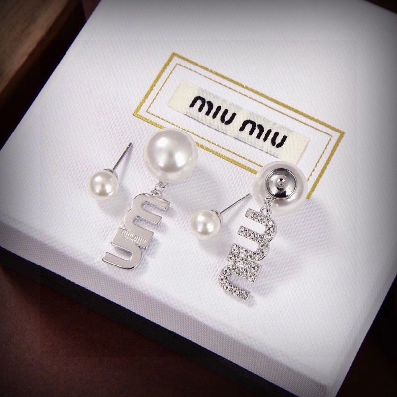 Miu Miu Earrings Supportive 210503
