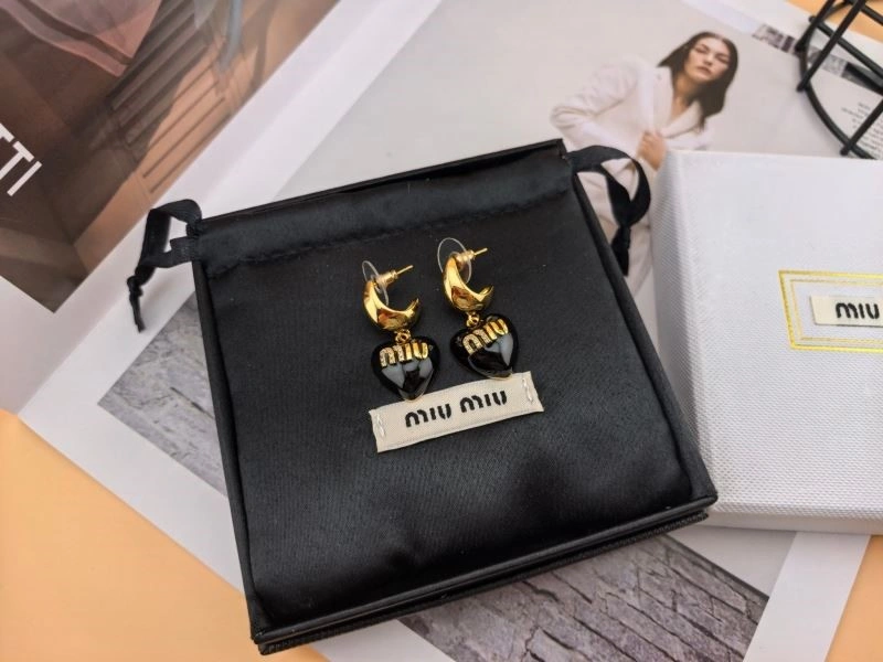 Snug Miu Miu Earrings 209714