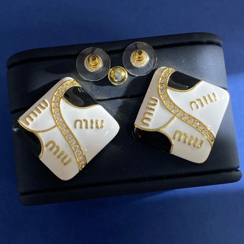 Miu Miu Earrings Stylish 209711
