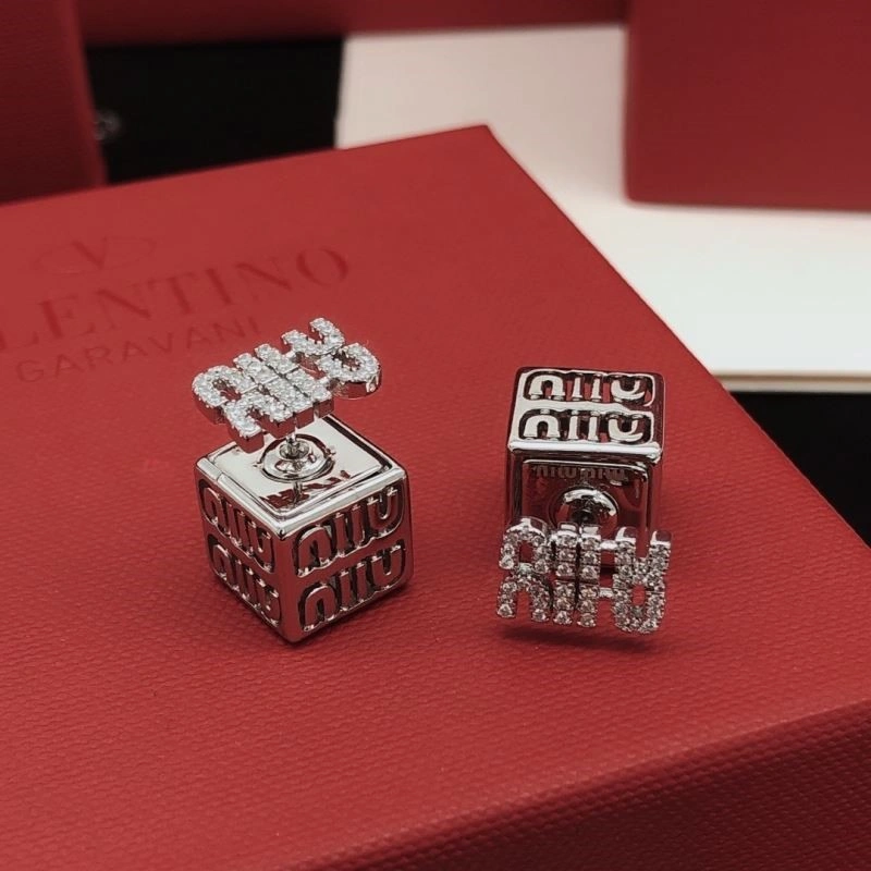 Miu Miu Earrings EasyCare 209216