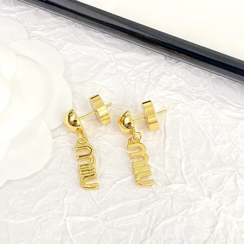 Miu Miu Earrings StreetReady 209215