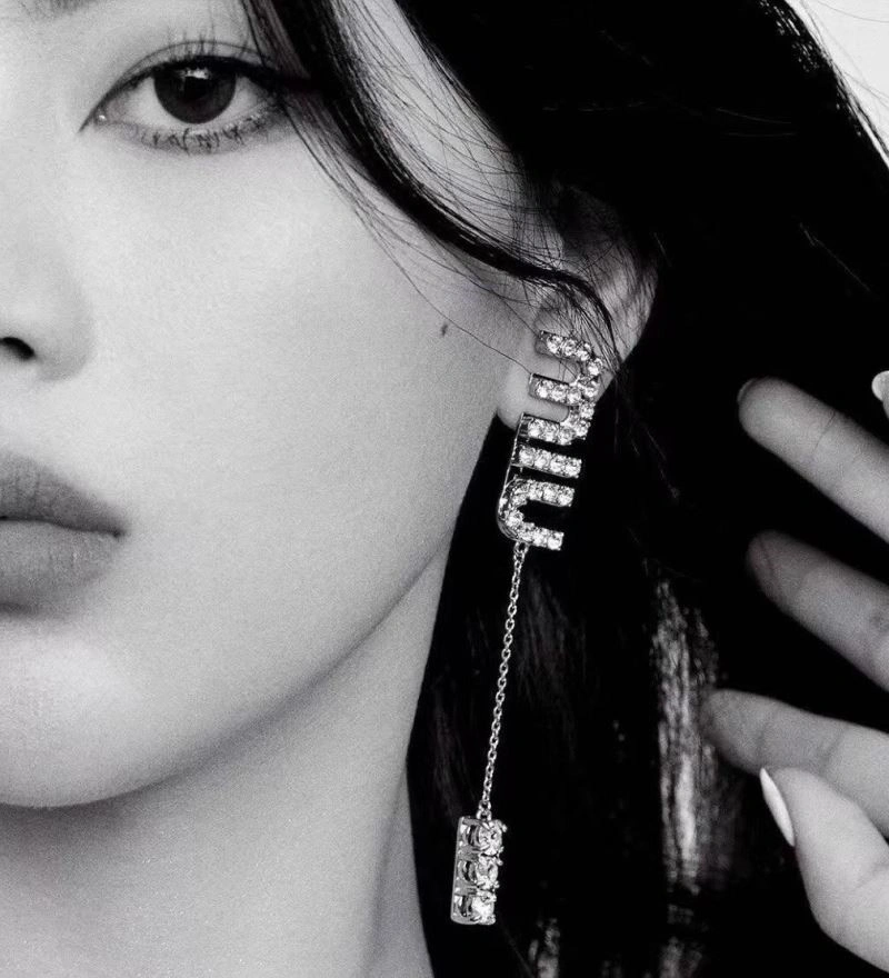 Trendsetting Miu Miu Earrings 209206