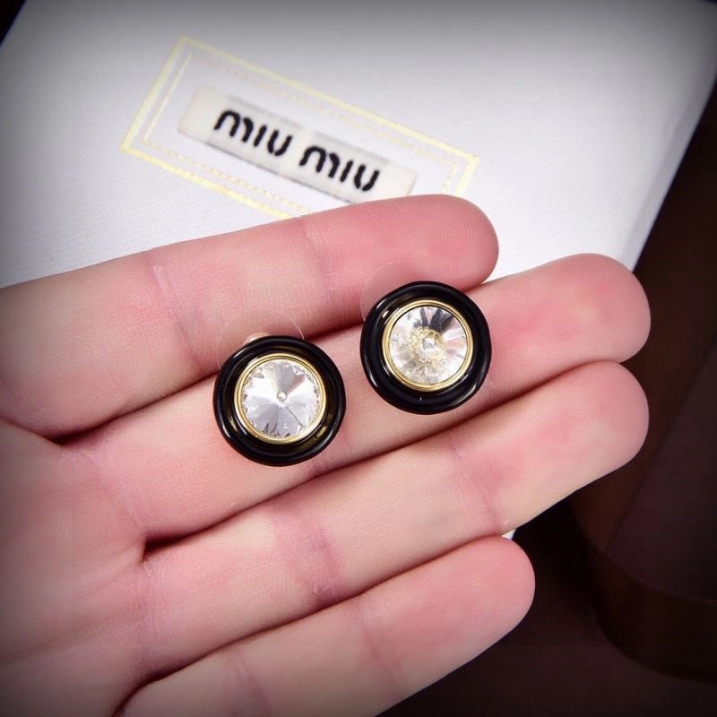 Miu Miu Earrings Versatile 209205