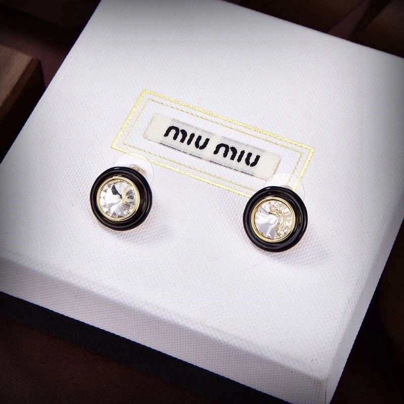 Miu Miu Earrings Versatile 209205