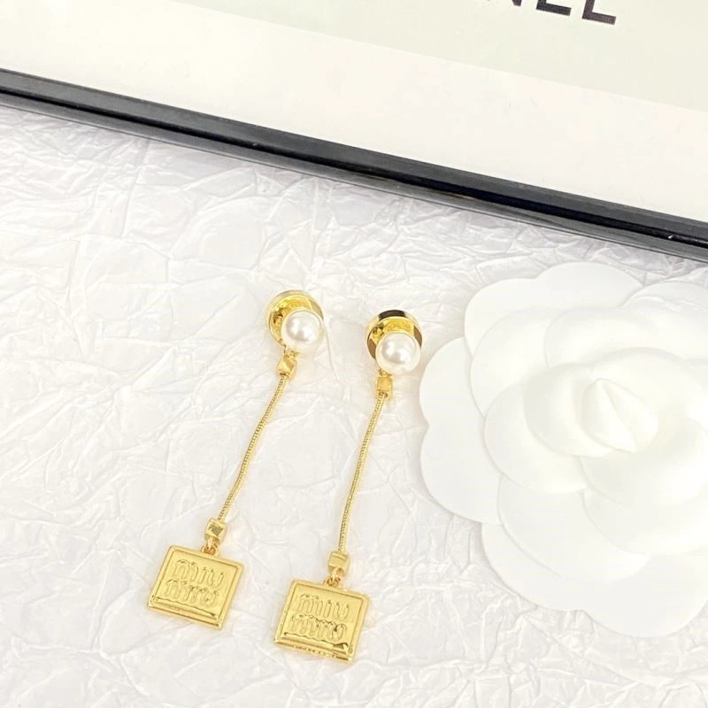Miu Miu Earrings Effortless 209193