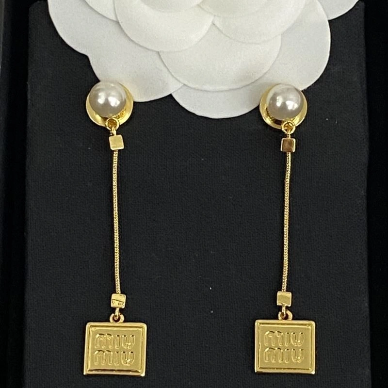 Miu Miu Earrings Effortless 209193
