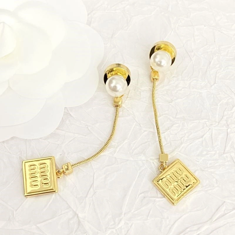 Miu Miu Earrings Effortless 209193