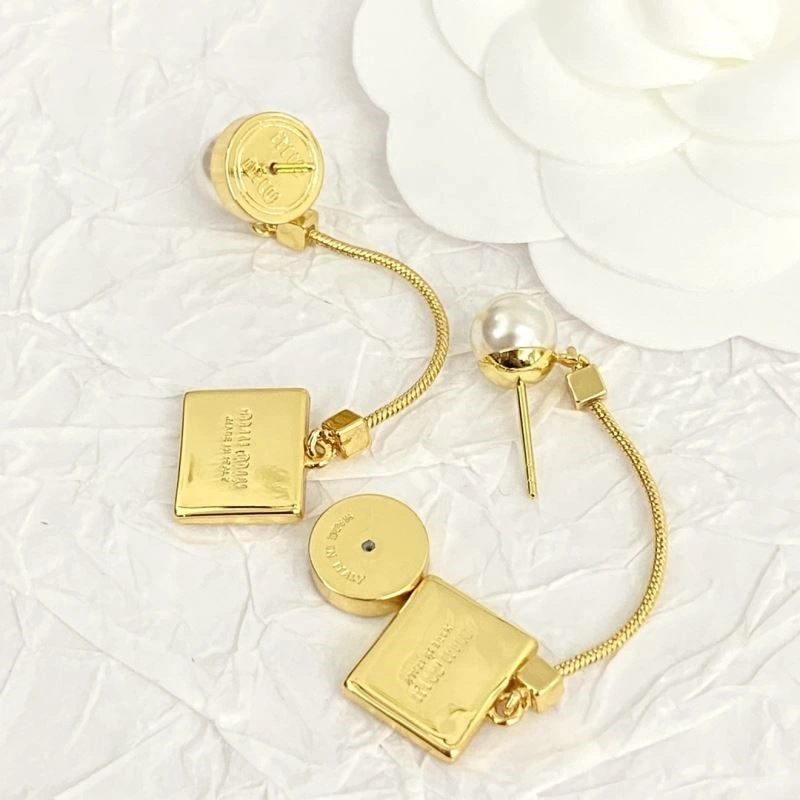 Miu Miu Earrings Effortless 209193