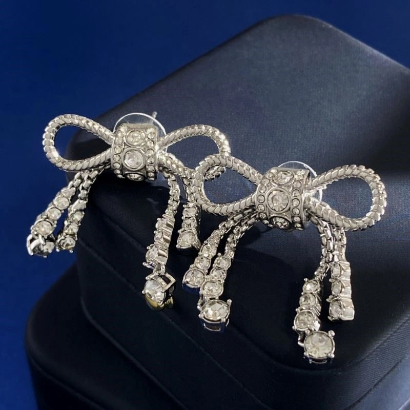 Miu Miu Earrings Compact 209207