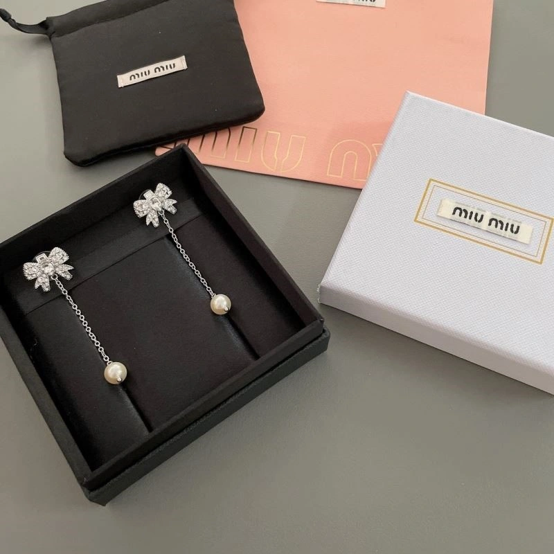Miu Miu Earrings Durable 209190