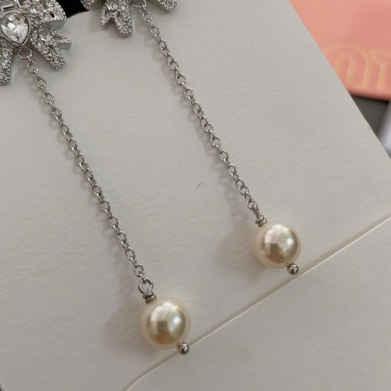 Miu Miu Earrings Durable 209190