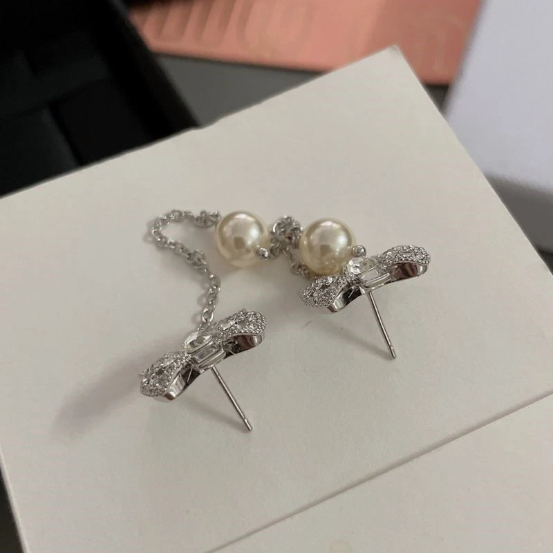Miu Miu Earrings Durable 209190