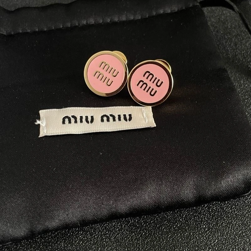 Miu Miu Earrings Versatile 208555