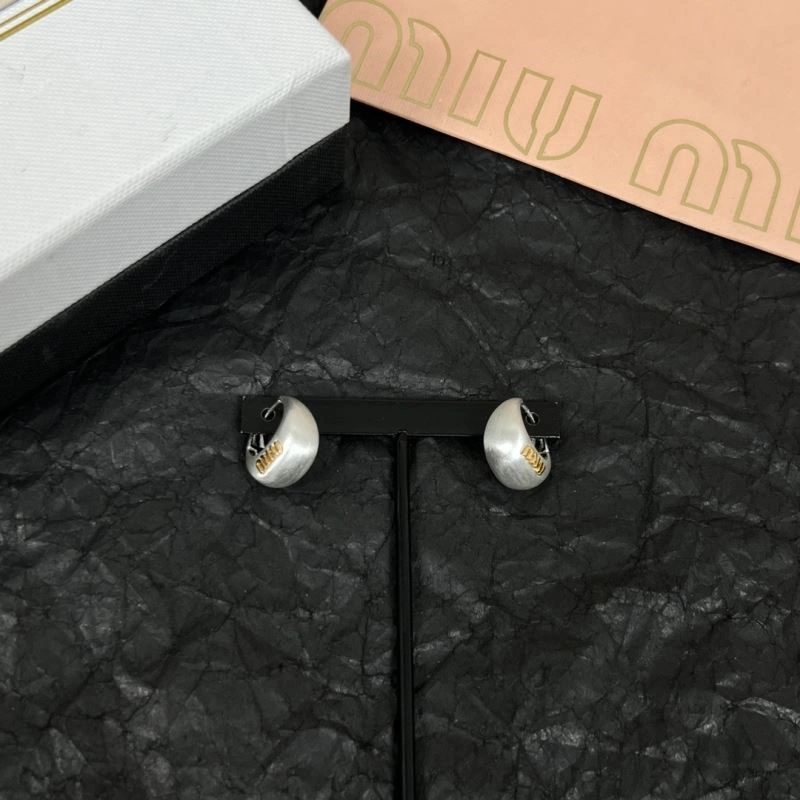 Miu Miu Earrings Unisex 208550
