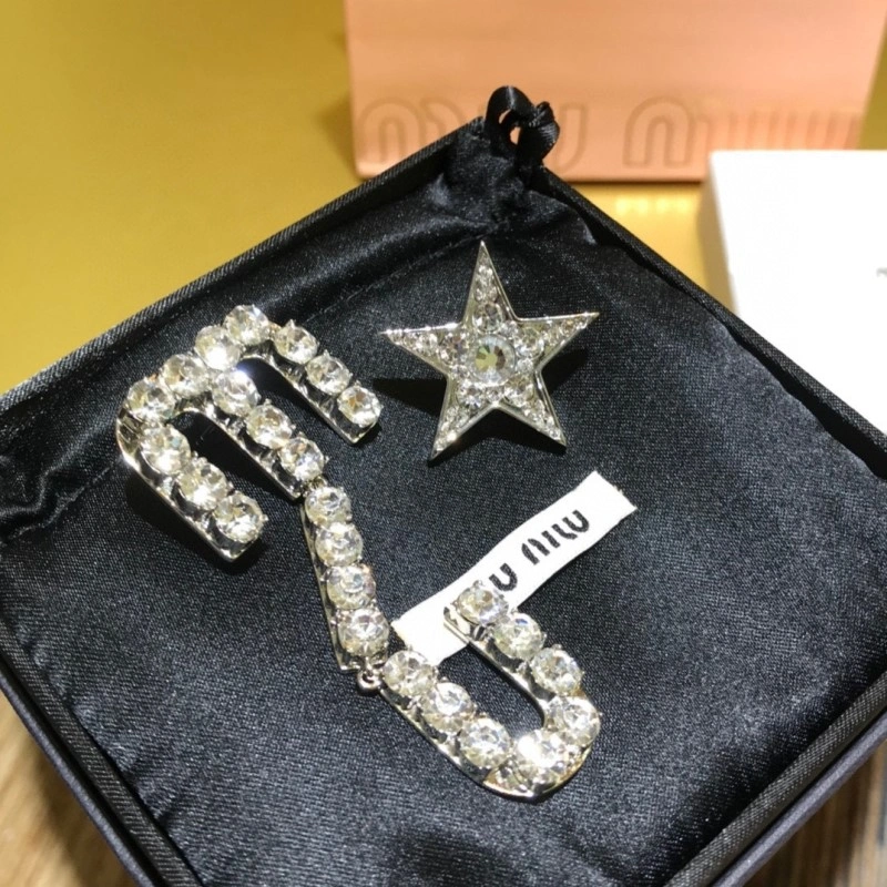 Miu Miu Earrings EasyMatch 208551