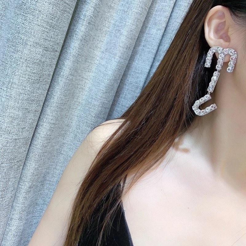 Miu Miu Earrings EasyMatch 208551