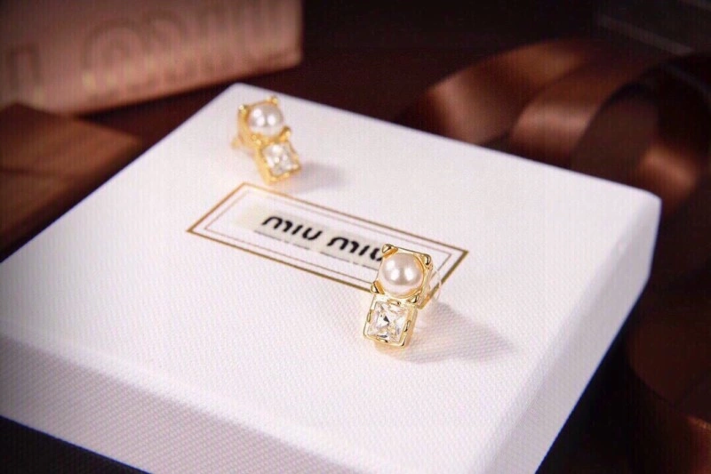 Sleek Miu Miu Earrings 208541