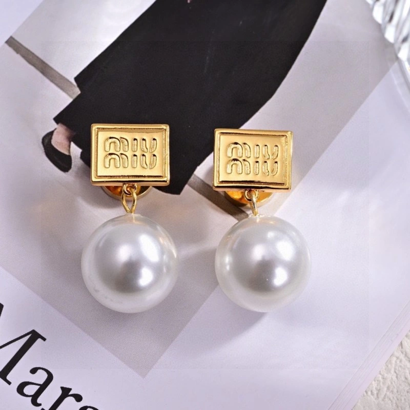 Miu Miu Earrings Soft 208539