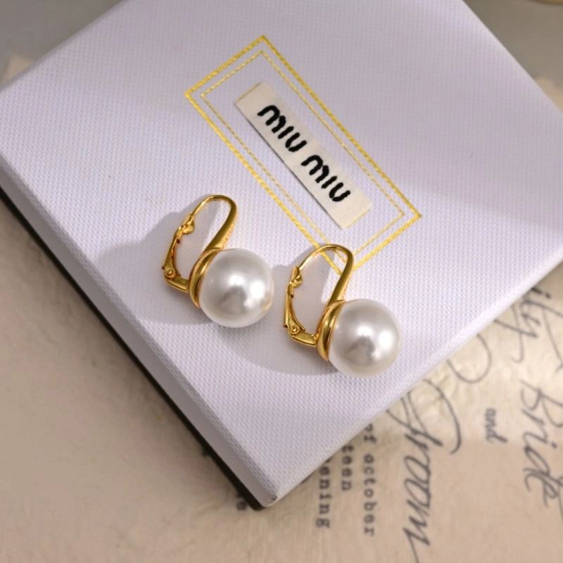 Miu Miu Earrings OdorResistant 207832